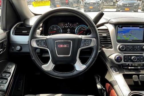 2017 GMC Yukon SLT