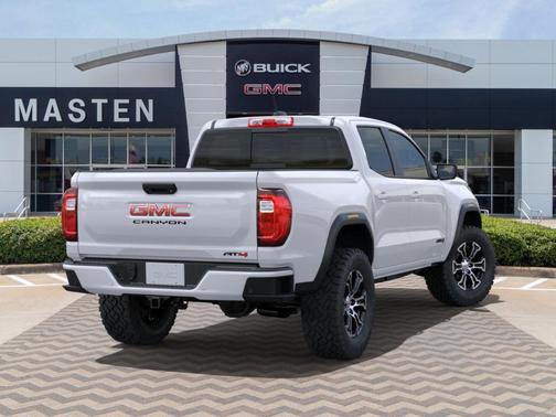 2025 GMC Canyon AT4