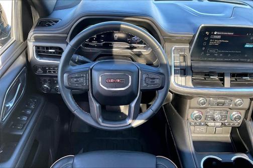 2023 GMC Yukon XL AT4
