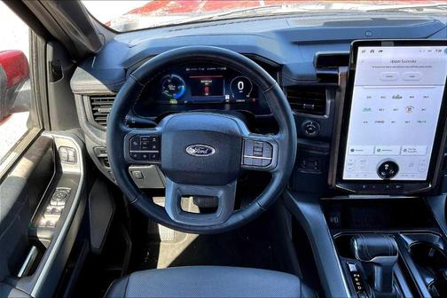 2023 Ford F-150 Lightning LARIAT