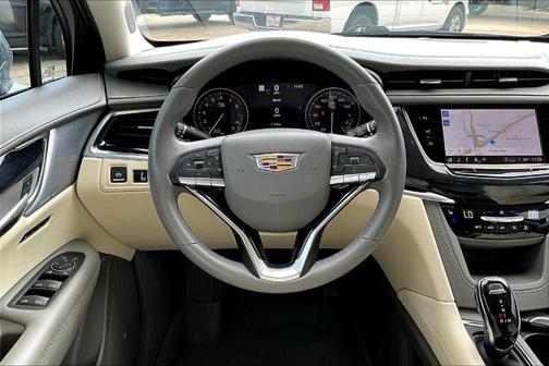 2024 Cadillac XT6 Premium Luxury FWD