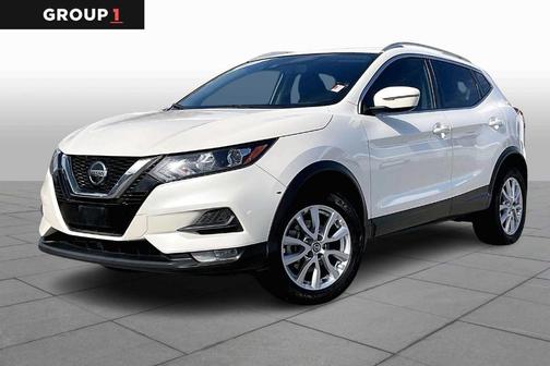 2022 Nissan Rogue Sport SV