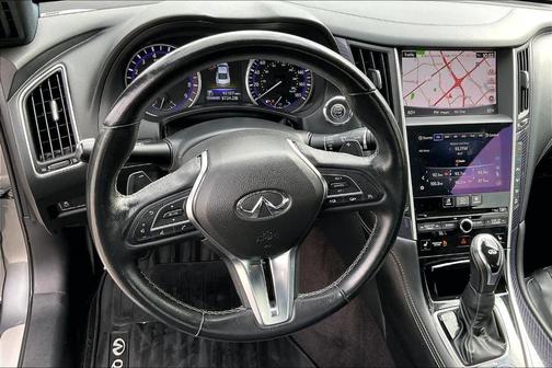 2017 INFINITI Q60 3.0T Sport