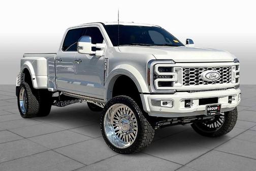 2023 Ford F-450 Platinum