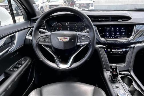 Crystal White Tri-Coat 2024 Cadillac XT6 Premium Luxury FWD