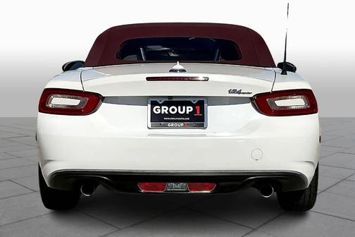 2019 FIAT 124 Spider Lusso