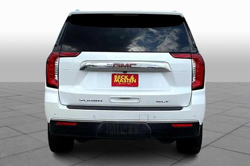 2021 GMC Yukon SLT