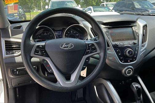 2016 Hyundai Veloster Base