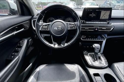 Dark Ocean Blue / White Roof 2021 Kia Seltos SX