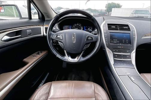 White Platinum Tri-Coat Metallic 2016 Lincoln MKZ Hybrid Base