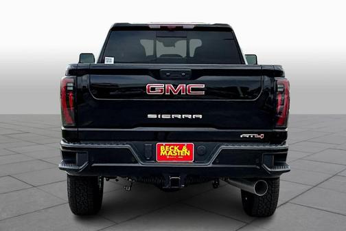 2025 GMC Sierra 2500 AT4