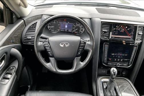 2021 INFINITI QX80 Luxe