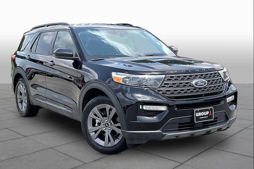 Agate Black Metallic 2023 Ford Explorer XLT