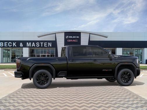 2025 GMC Sierra 2500 AT4