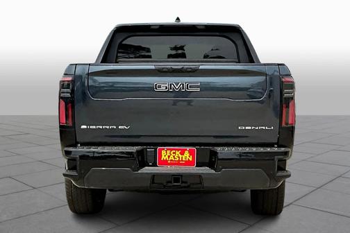 2025 GMC Sierra EV Denali