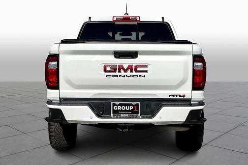2023 GMC Canyon AT4