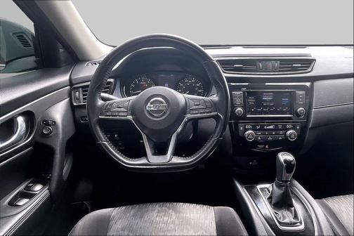 Gun Metallic 2019 Nissan Rogue SV