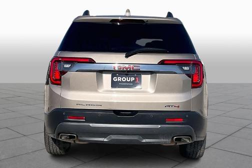2022 GMC Acadia AT4