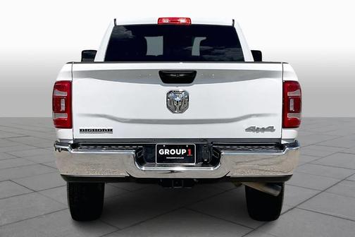 Bright White Clearcoat 2024 RAM 2500 Big Horn