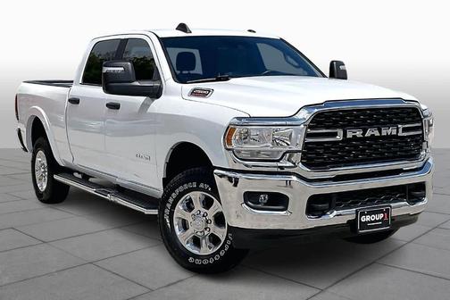 Bright White Clearcoat 2024 RAM 2500 Big Horn