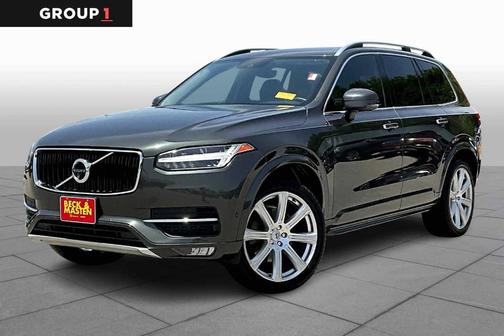 2018 Volvo XC90 T6 Momentum