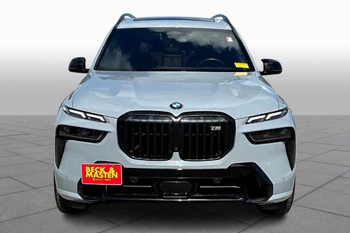 2024 BMW X7 M60i
