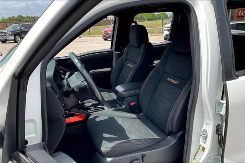 Glacier White 2022 Nissan Frontier PRO-X