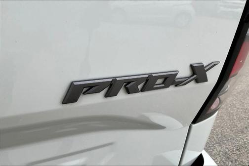 Glacier White 2022 Nissan Frontier PRO-X