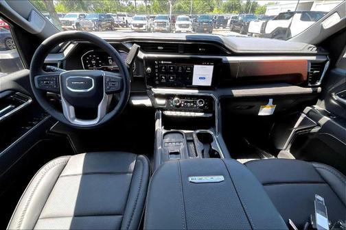 2025 GMC Sierra 2500 Denali
