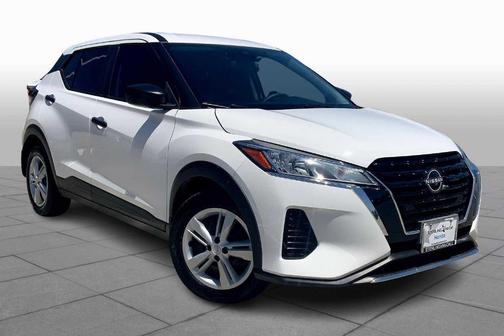 2022 Nissan Kicks S