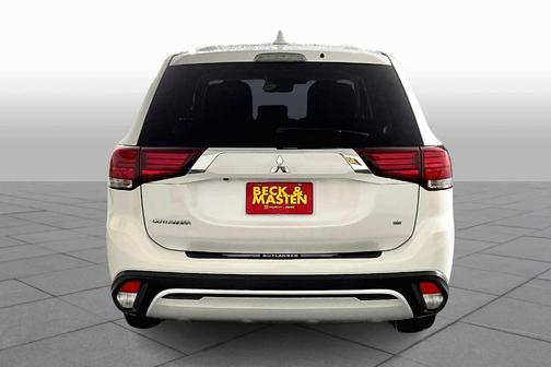 2020 Mitsubishi Outlander SE