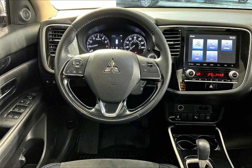 2020 Mitsubishi Outlander SE