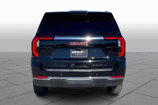 2025 GMC Yukon Elevation