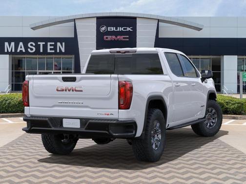 2025 GMC Sierra 1500 AT4X
