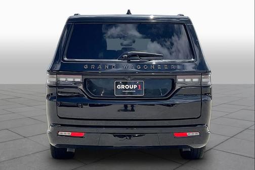 Diamond Black Crystal Pearlcoat 2024 Jeep Grand Wagoneer L Series II 4x4