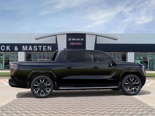 2025 GMC Sierra EV Denali