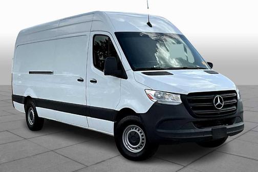 2023 Mercedes-Benz Sprinter 2500 High Roof 4-Cyl Gas