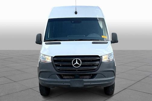2023 Mercedes-Benz Sprinter 2500 High Roof 4-Cyl Gas