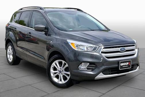 Magnetic 2018 Ford Escape SE