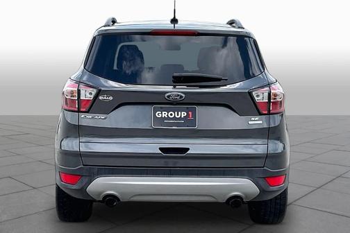 Magnetic 2018 Ford Escape SE