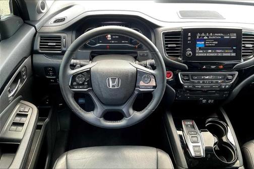 2022 Honda Pilot Touring 7-Passenger