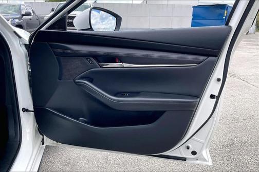 2022 Mazda Mazda3 AWD w/Preferred Package