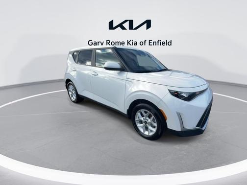 Snow White Pearl 2025 Kia Soul LX