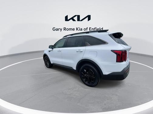 Glacial White Pearl 2022 Kia Sorento S