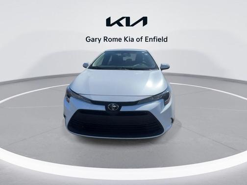 Pearl 2023 Toyota Corolla LE