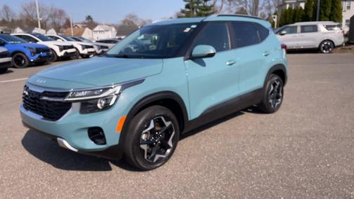 Pluton Blue 2024 Kia Seltos EX