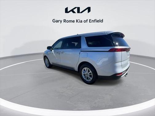 2023 Kia Carnival LX