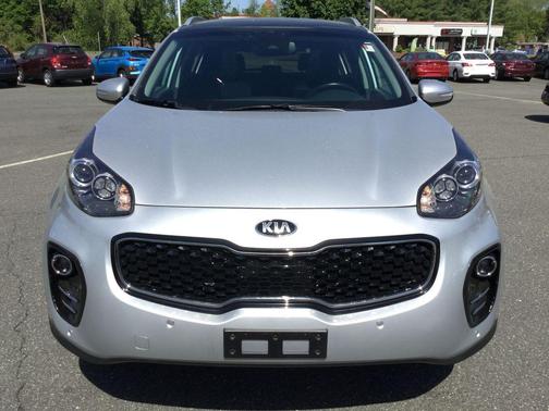 Sparkling Silver 2017 Kia Sportage EX