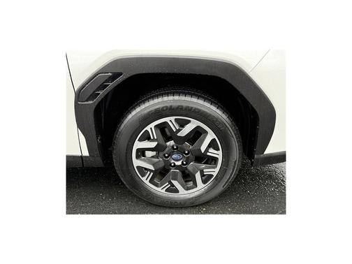 2025 Subaru Forester Base