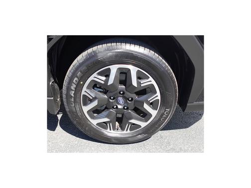 Crystal Black Silica 2025 Subaru Forester Premium